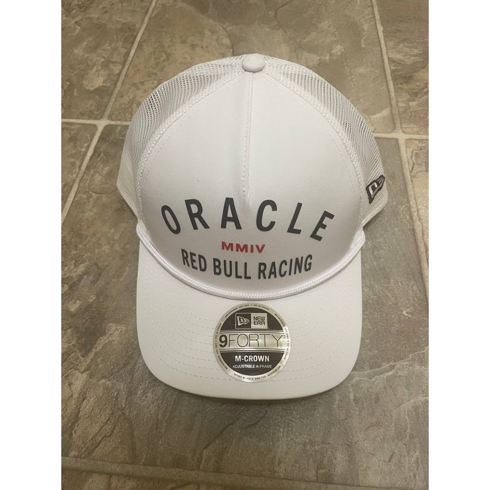 Oracle Red Bull Racing Snapback Trucker Hat White Motorsport Formula 1 NWT - Picture 1 of 7
